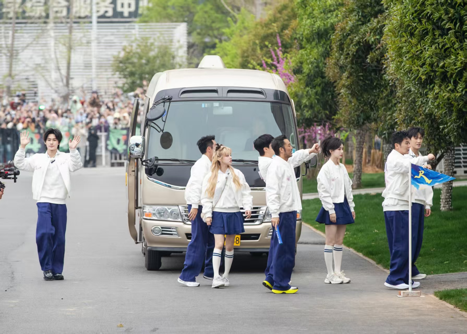 這周，感覺(jué)半個(gè)娛樂(lè)圈都來(lái)武漢體育中心了！