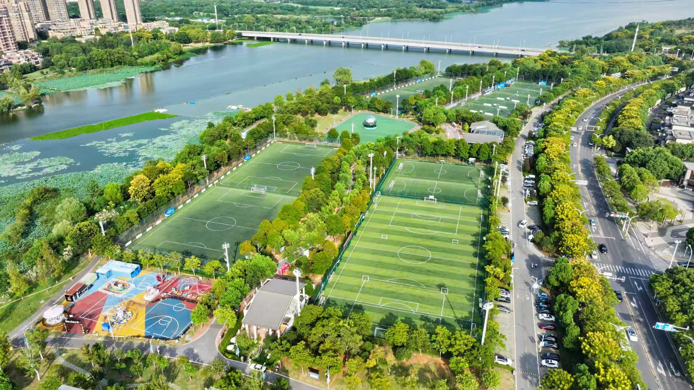 周杰倫演唱會(huì)明日開唱，武漢體育中心「杰迷專屬秘境」逛吃攻略請(qǐng)收藏！