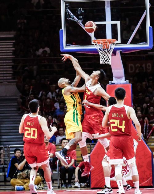 中國(guó)男籃惜敗巴西 ▏在漢解開(kāi)三個(gè)問(wèn)號(hào)(圖8)