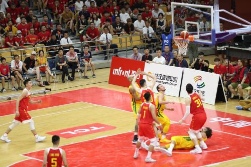 中國(guó)男籃惜敗巴西 ▏在漢解開(kāi)三個(gè)問(wèn)號(hào)(圖5)