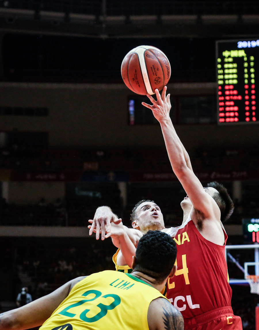 中國(guó)男籃惜敗巴西 ▏在漢解開(kāi)三個(gè)問(wèn)號(hào)(圖15)